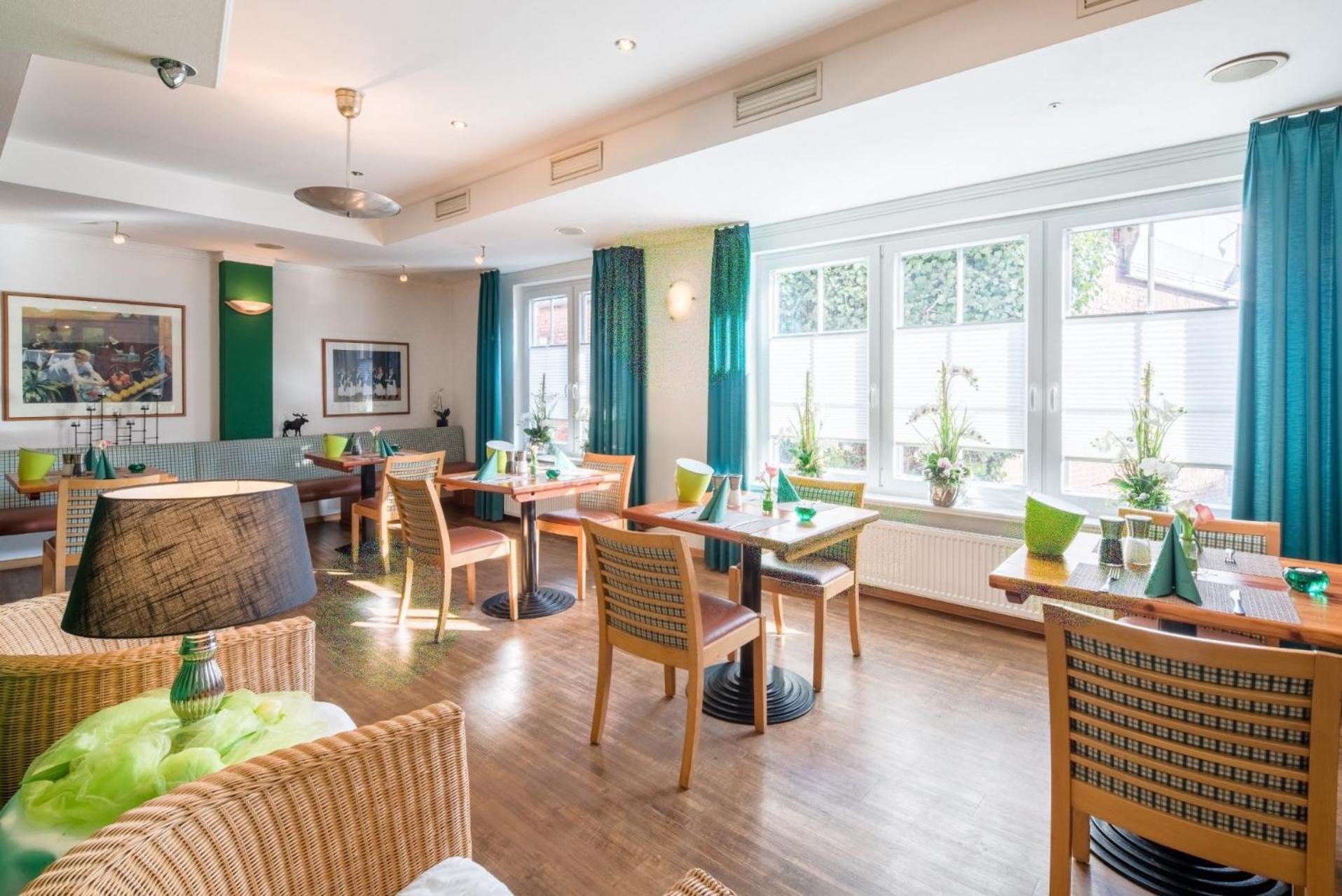 Hotel Zur Post - Economy Rooms Garrel Zewnętrze zdjęcie